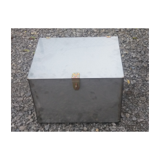 Box with closed cover made of stainless steel