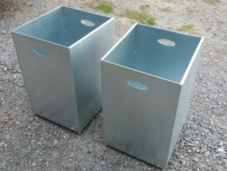 Metal containers on wheels made of galvanized sheet