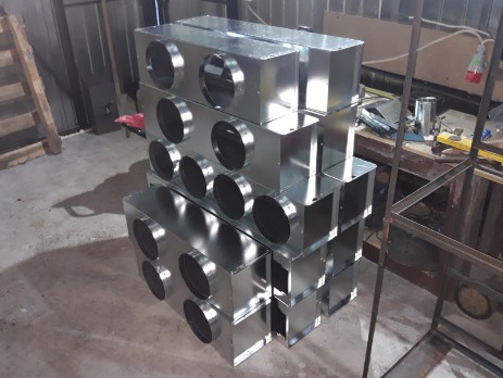 Boxes made of galvanized sheet with insulation