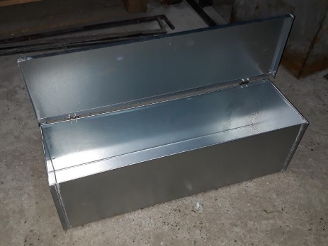 Open box made of galvanized steel