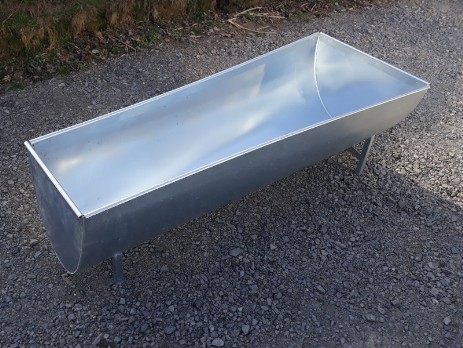 Hot zinc dipping tub with flanges