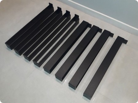 Metalowe nogi stołowe proste z płaskownika
